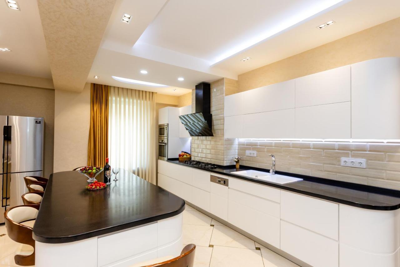 Central Cozy 3Bd-2Bath Apartment Tbilisi Exteriér fotografie